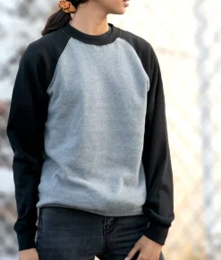 Women Nayked Apparel Hoodies & Sweatshirts>Women'S Ridiculously Soft Boyfriend Colorblocked Raglan Pullover